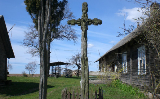 12_V.Svirskio kryžius Iciūnų k._apkirpta.jpg